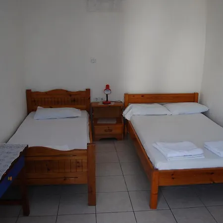 Apollo Guest house *